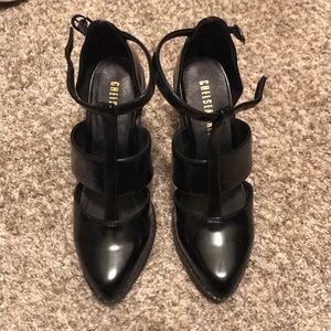 Brand new black heals
